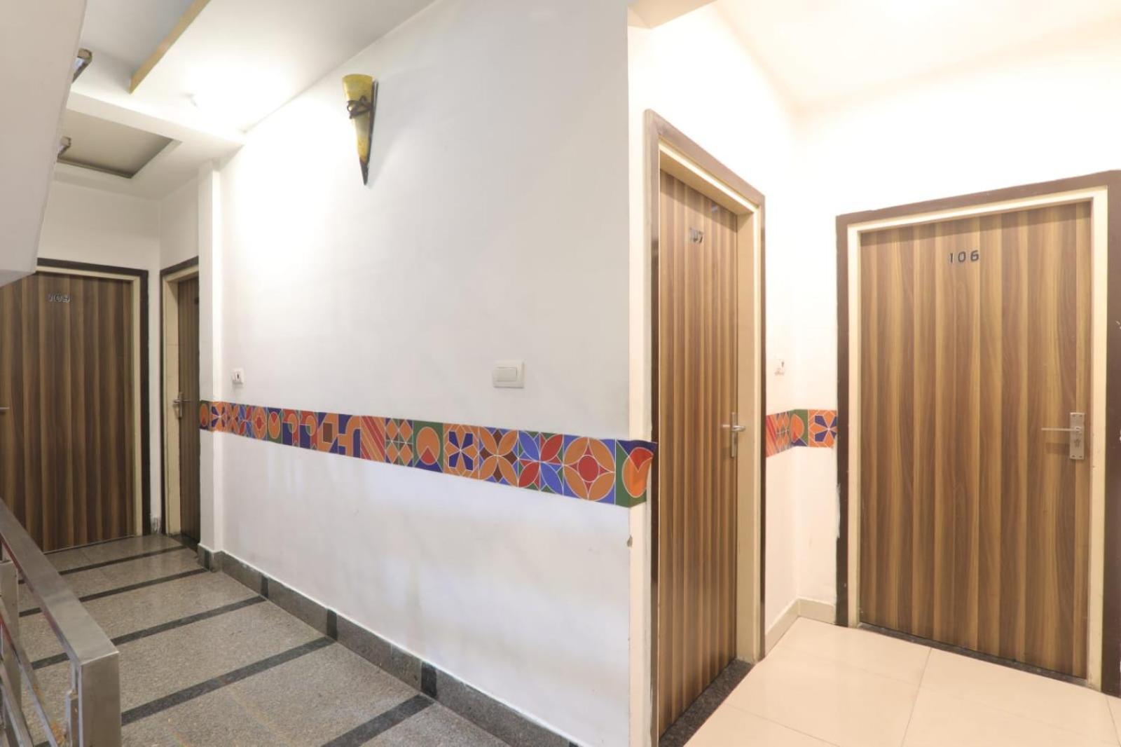 Hotel Global Inn -1 Km From Railway Station - Lift Food And Free Parking Lucknow Exterior foto